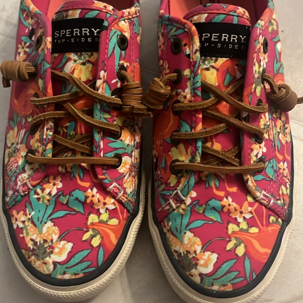 Pink floral Sperry - Picture 7 of 8